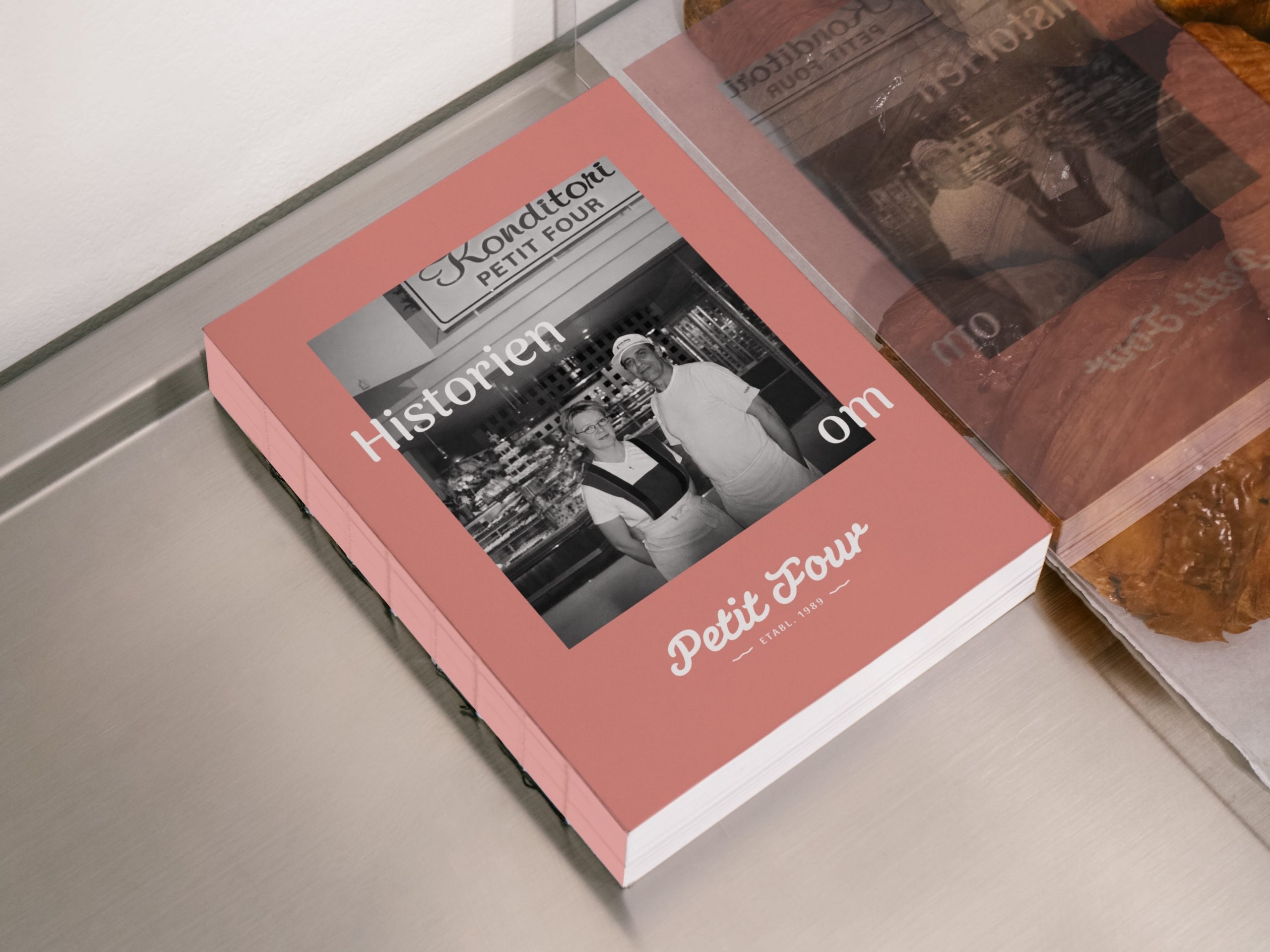 petitfour_magazine2_comp3